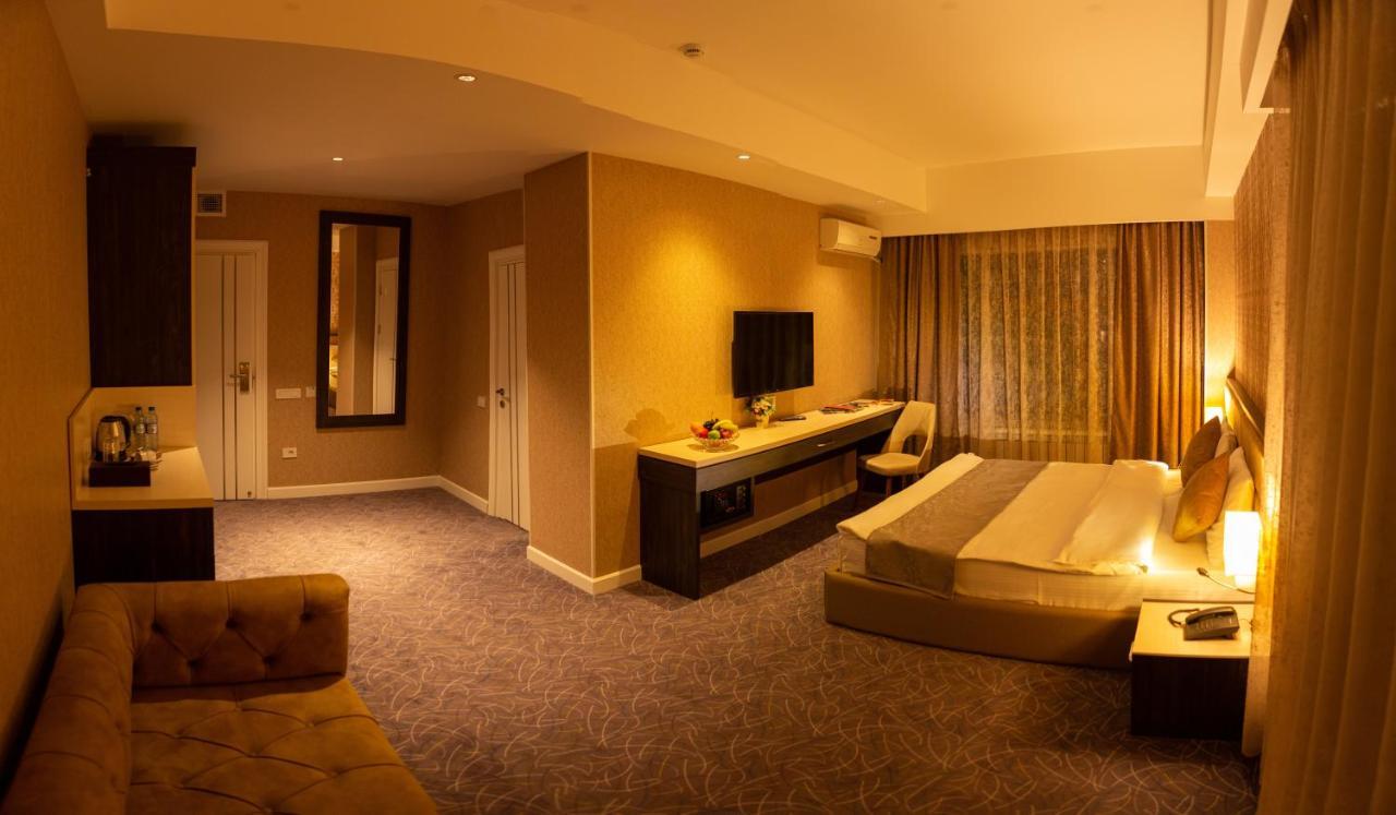באקו Parkway Inn Hotel & Spa מראה חיצוני תמונה